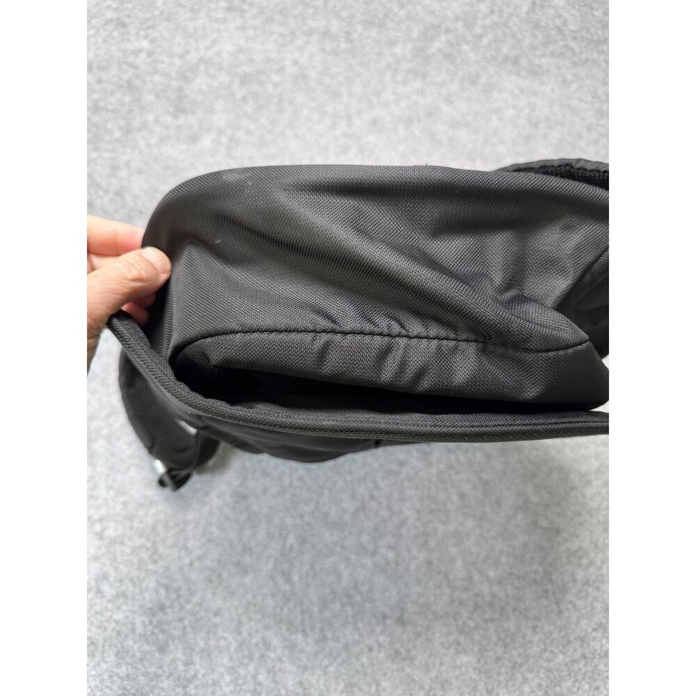 TUMI T-Tech 5104D Black Nylon One Shoulder Sling Backpack Crossbody5 - Picture 14 of 15